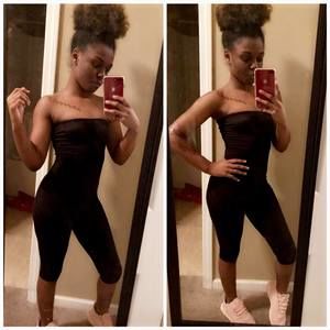 Meet your Posher, Dejaneria